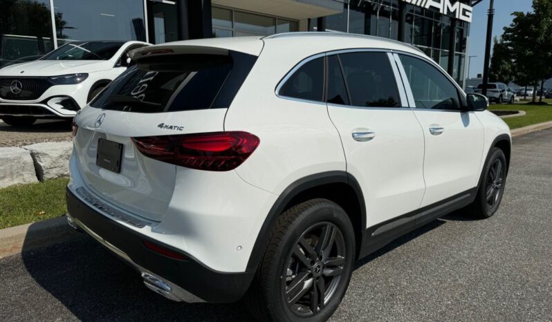 
								2025 Mercedes-Benz GLA 250 4MATIC full									