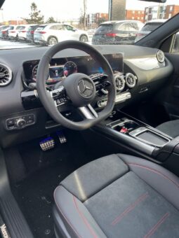 
										2024 Mercedes-Benz GLA250 4MATIC SUV full									