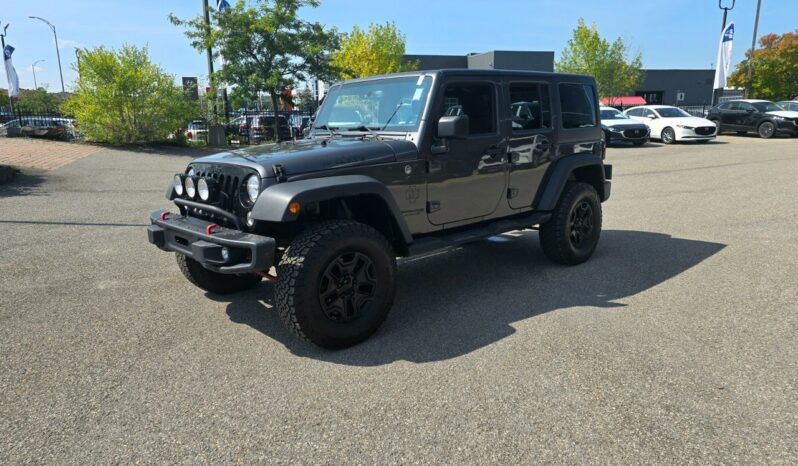 2018 Jeep WRANGLER JK UNLIMITED Willys Wheeler - Occasion VUS - VIN: 1C4BJWDG4JL825488 - Elite Mazda Gatineau