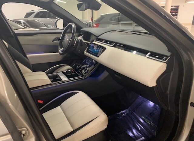 
								2018 Land Rover Range Rover Velar P380 SE R-Dynamic full									