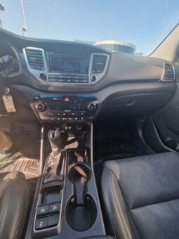 
										2017 Hyundai Tucson SE 1.6L full									