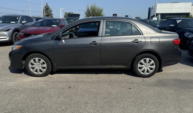 
								2010 Toyota Corolla 4-Door Sedan Ce 4a full									