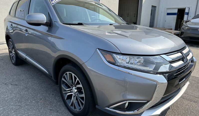 
								2017 Mitsubishi Outlander ES AWC 4 portes full									