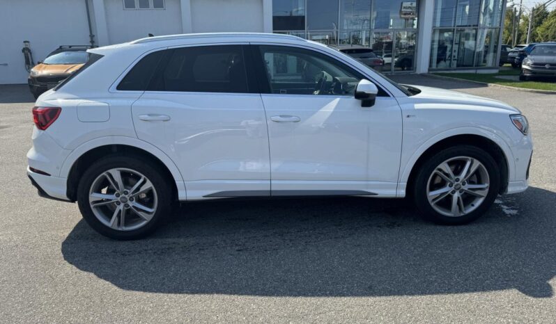 
								2020 Audi Q3 45 2.0t Technik full									