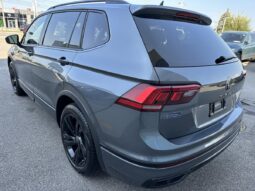 
										2023 Volkswagen Tiguan Comfortline R-Line Black Edition 4MOTION full									