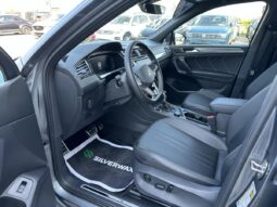 
										2023 Volkswagen Tiguan Comfortline R-Line Black Edition 4MOTION full									