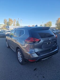 
										2020 Nissan Rogue SV AWD full									