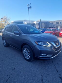 
										2020 Nissan Rogue SV AWD full									