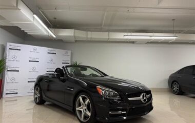 2015 Mercedes-Benz SLK350 Roadster