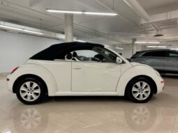 
										2010 Volkswagen Beetle Convertible Comfortline 2.5L 6sp at Tip full									