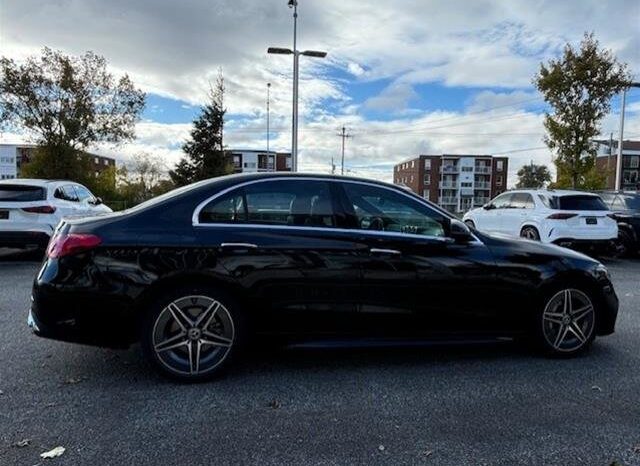 
								2024 Mercedes-Benz C300 4MATIC Sedan full									