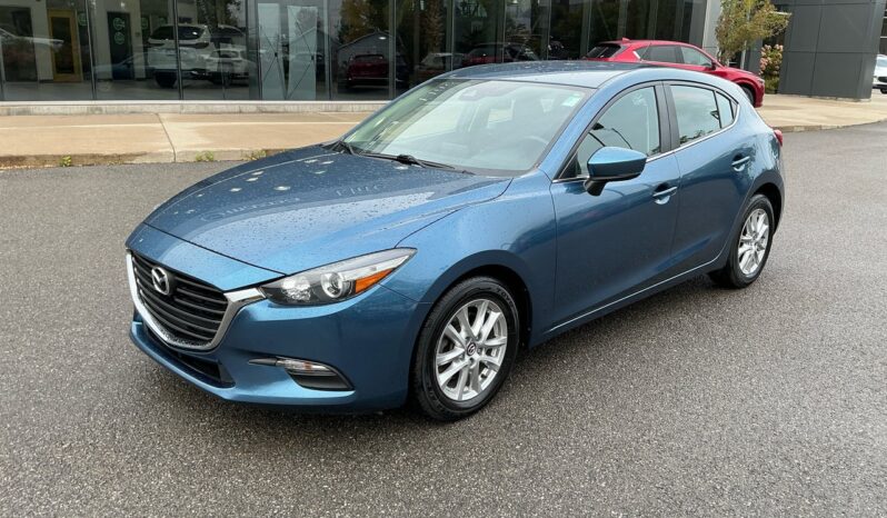 2018 Mazda Mazda3 Sport GS - Occasion À hayon - VIN: JM1BN1L73J1187626 - Elite Mazda Gatineau