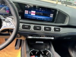 
										2025 Mercedes-Benz GLE 450 4MATIC full									