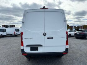 2024 Mercedes-Benz Sprinter 2500 144 Wheelbase Standard Roof RWD