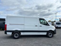 
										2024 Mercedes-Benz Sprinter 2500 144 Wheelbase Standard Roof RWD full									