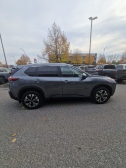 
										2022 Nissan Rogue SV full									