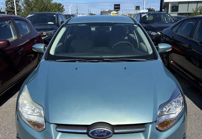 
								2012 Ford Focus S 4d Sedan full									