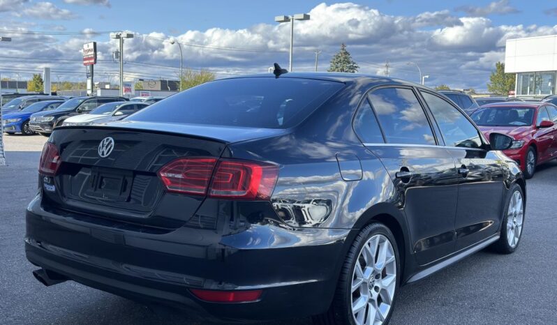 
								2014 Volkswagen Jetta GLI Édition 30 2.0 TSI 4 portes DSG full									