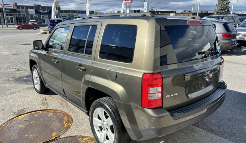 
								2015 Jeep Patriot 4 RM, 4 portes, North full									