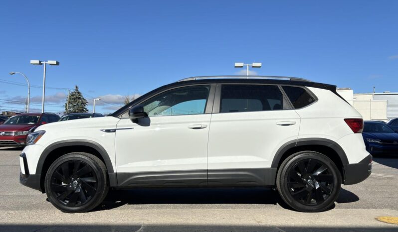 
								2023 Volkswagen Taos Highline 4MOTION *Disponibilité limitée* full									