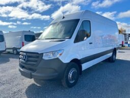 2024 Mercedes-Benz Sprinter Cargo Van 4500 High Roof I4 Diesel HO 170 - Occasion Fourgonnette - VIN: W1Y9NC3Y5RP687004 - Mercedes-Benz Gatineau