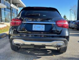 
										2018 Mercedes-Benz GLA250 4MATIC SUV full									