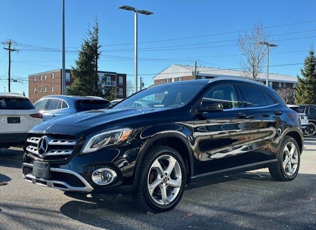 
								2018 Mercedes-Benz GLA250 4MATIC SUV full									