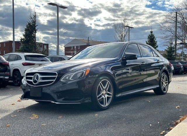 
								2016 Mercedes-Benz E400 4MATIC Sedan full									