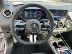 
										2025 Mercedes-Benz GLA 250 4MATIC full									