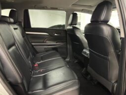 
										2019 Toyota Highlander XLE AWD full									