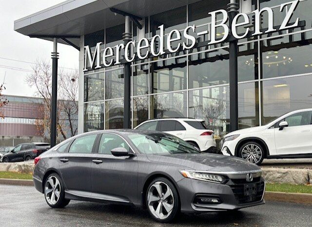 2019 Honda Accord Sedan Touring CVT - Occasion Berline - VIN: 1HGCV1F90KA803836 - Mercedes-Benz Gatineau