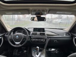 
										2017 BMW 320i XDrive Sedan full									