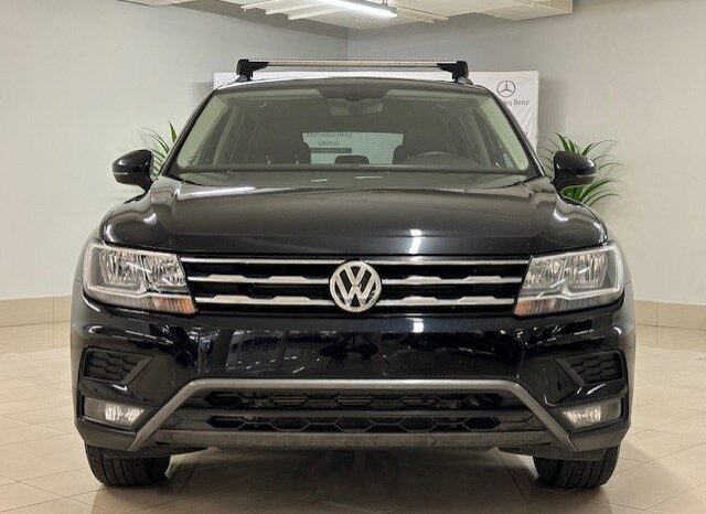 
								2020 Volkswagen Tiguan Comfortline 2.0T 8sp at w/Tip 4M full									