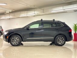 
										2020 Volkswagen Tiguan Comfortline 2.0T 8sp at w/Tip 4M full									