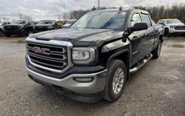 2018 GMC Sierra 1500 Crew 4×4 SLT / Standard Box