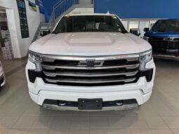 
										2023 Chevrolet Silverado 1500 High Country full									