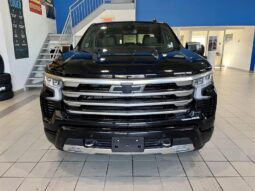 
										2023 Chevrolet Silverado 1500 High Country full									