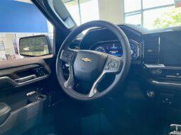 
										2023 Chevrolet Silverado 1500 High Country full									