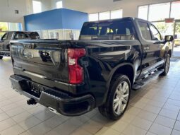 
										2023 Chevrolet Silverado 1500 High Country full									