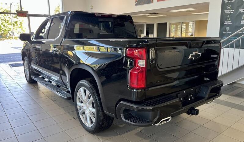 
								2023 Chevrolet Silverado 1500 High Country full									