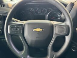 
										2024 Chevrolet Silverado 1500 Custom full									