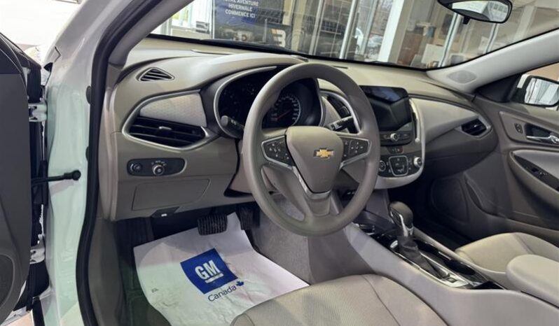 
								2024 Chevrolet Malibu LS full									