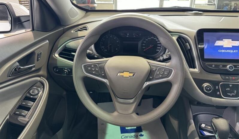 
								2024 Chevrolet Malibu LS full									