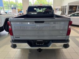 
										2024 Chevrolet Silverado 1500 LT full									