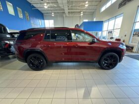 2024 Chevrolet Traverse AWD 4dr RS