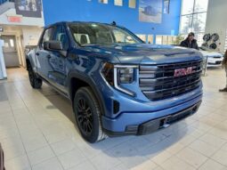 
										2024 GMC Sierra 1500 PRO full									