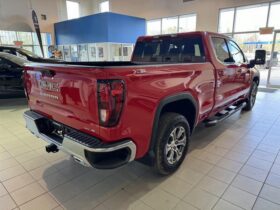 2024 GMC Sierra 1500 SLE