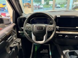 
										2024 GMC Sierra 1500 SLE full									