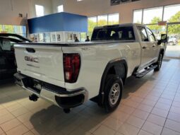 
										2024 GMC Sierra 2500 PRO full									