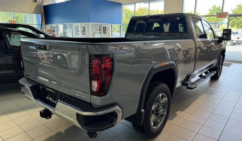 
								2025 GMC Sierra 2500 SLE full									